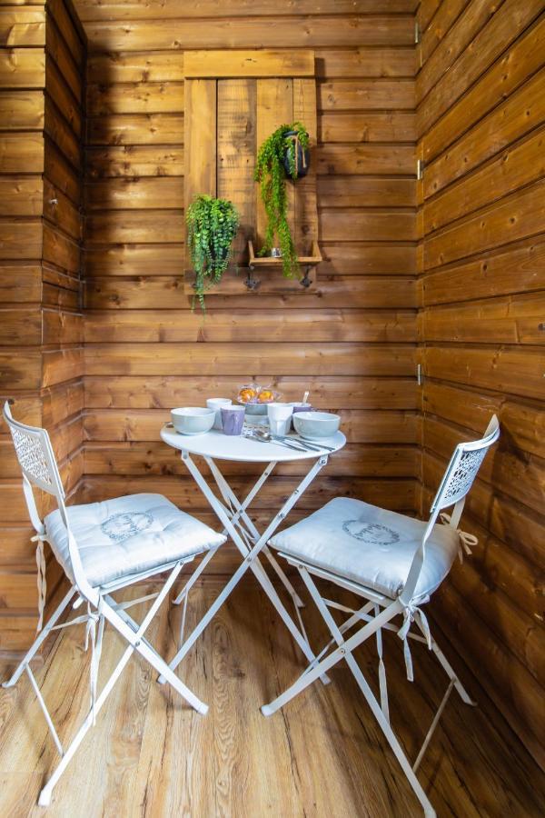 Cosmo Ideal Famille Rue Carnot Annecy Exterior foto