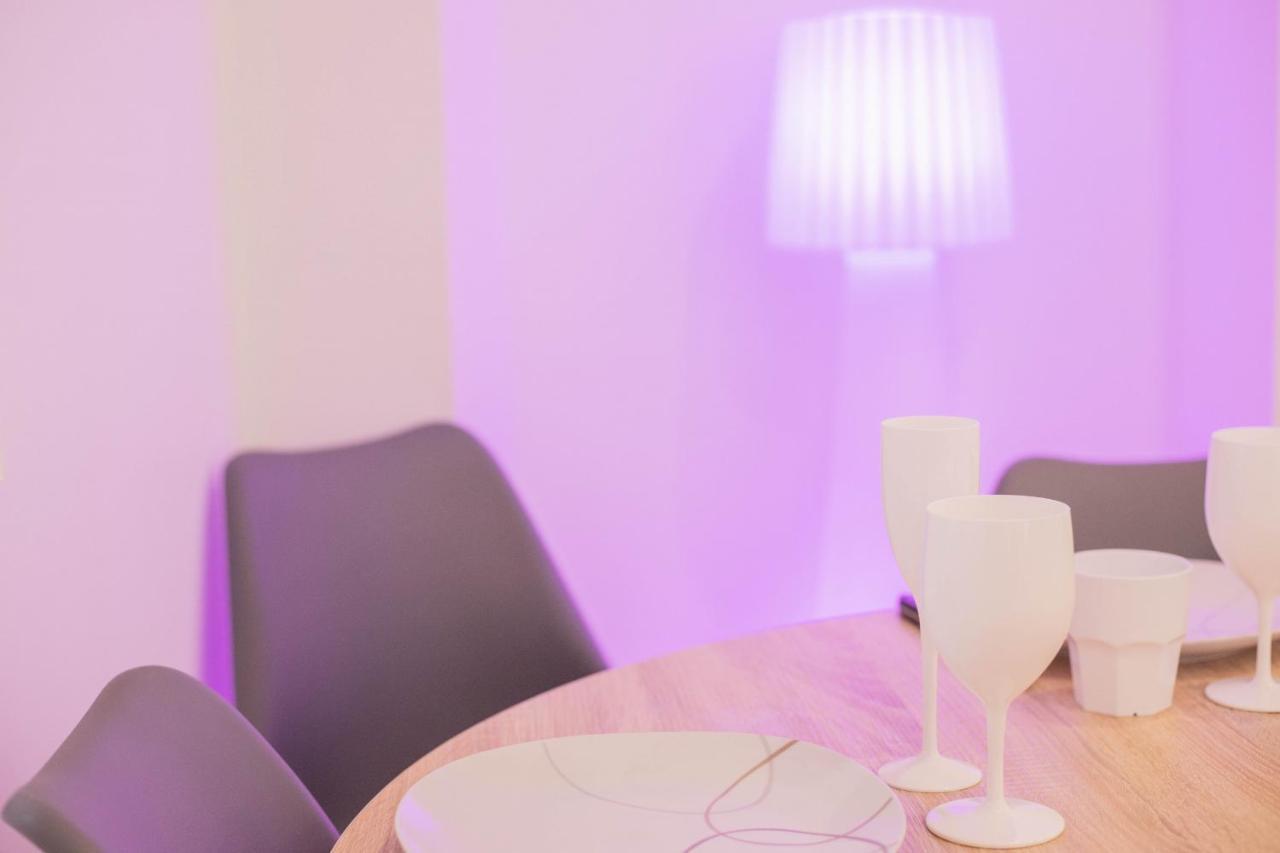 Cosmo Ideal Famille Rue Carnot Annecy Exterior foto