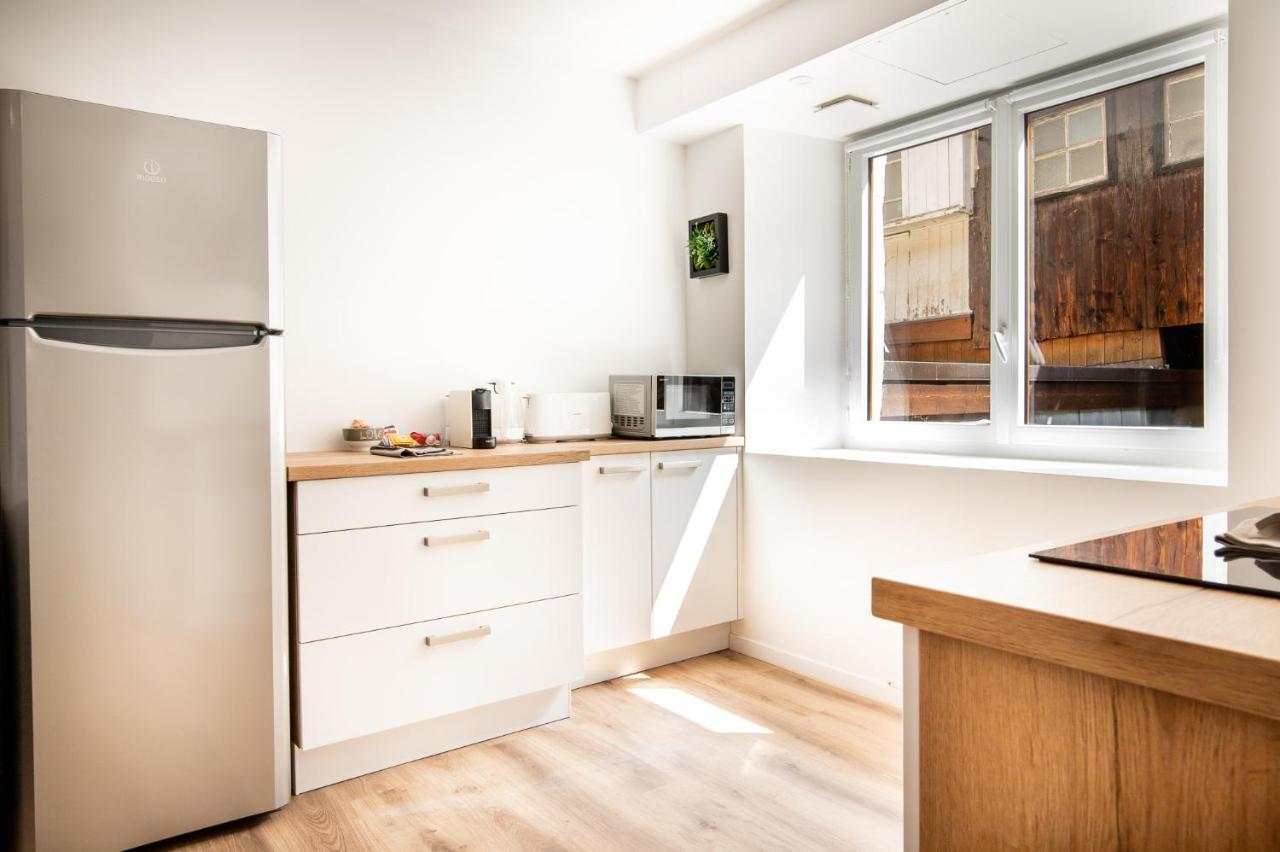 Cosmo Ideal Famille Rue Carnot Annecy Exterior foto